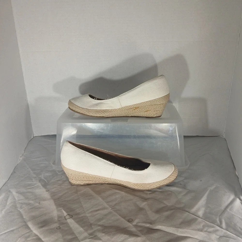 American Eagle Espadrille Wedges 7.5 Cream Canvas‎ Slip On Coastal Boho Summer